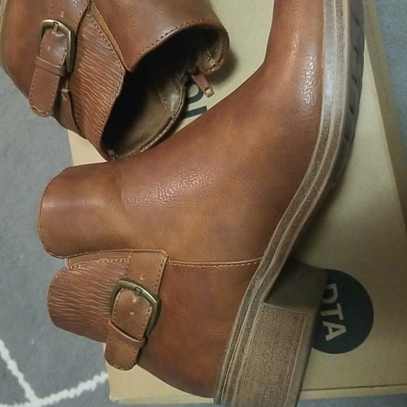 Beartraps Booties - Picture 2 of 6